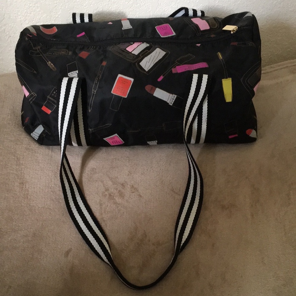 Avon Favorites Duffle Bag